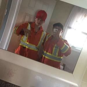 Meet your Posher, Hunter